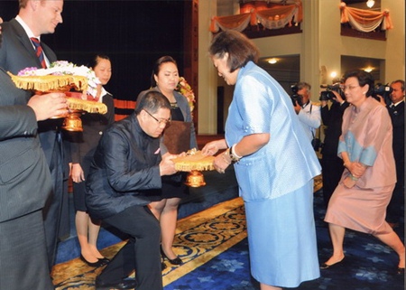 The Amari Resort Pattaya management team, led by Makoo Techasophon, deputy general manager, were granted an audience with HRH Princess Maha Chakri Sirindhorn at the Dusit Palace to present the proceeds collected from ‘Longest Chocolate Sacher Passion Fruit Cake’ charity fund raiser to be utilized in support of the Fund for the Development of Children and Youth in remote areas, under the patronage of HRH Princess Maha Chakri Sirindhorn.